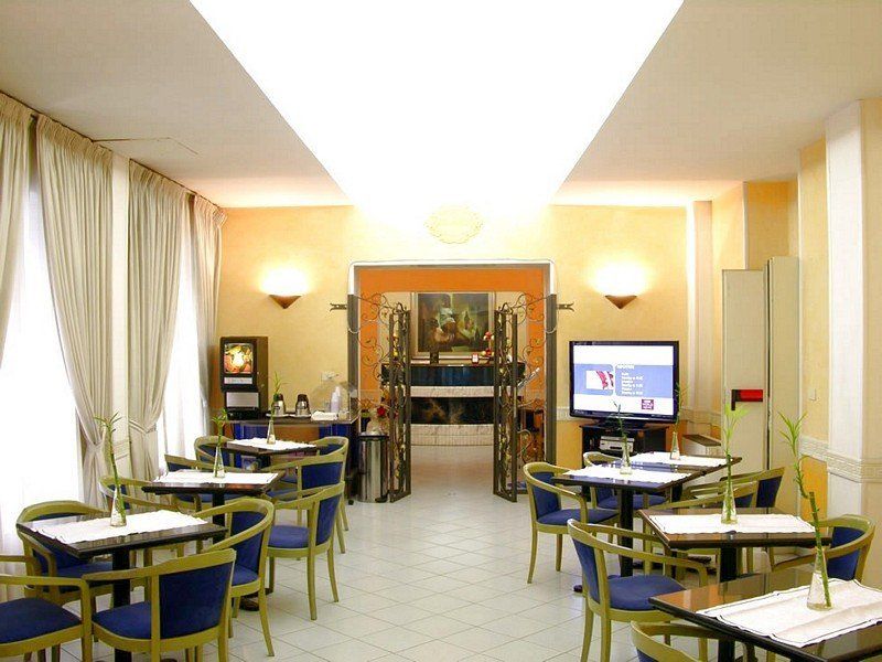 Milani Hotel